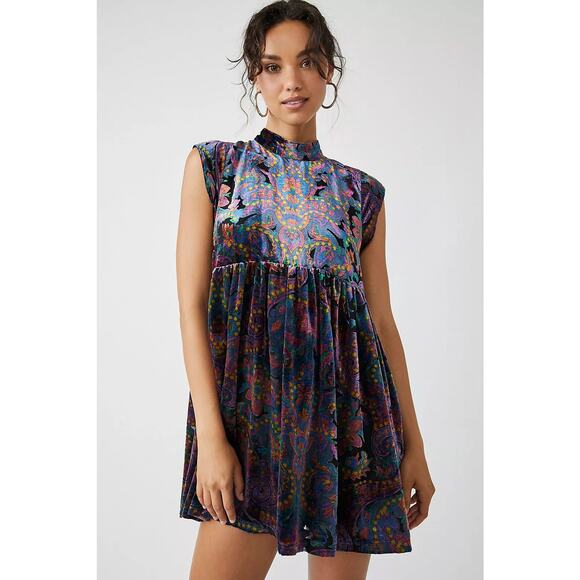 MSRP $168 NWT All The Time Velvet Mini Dress Size M | SAME DAY SHIP or NEXT DAY - Picture 1 of 9